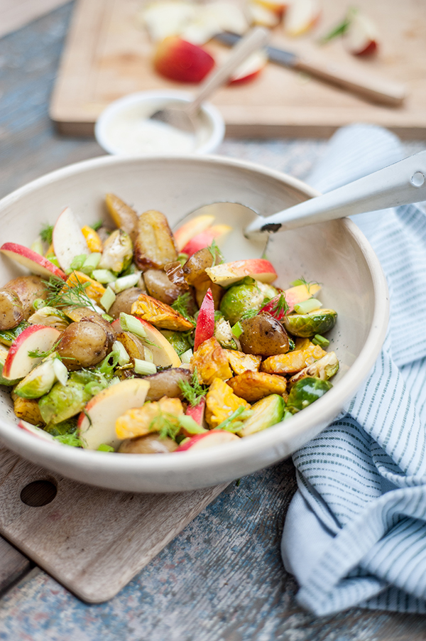 Hobbit Fried baby potatoes with sprouts